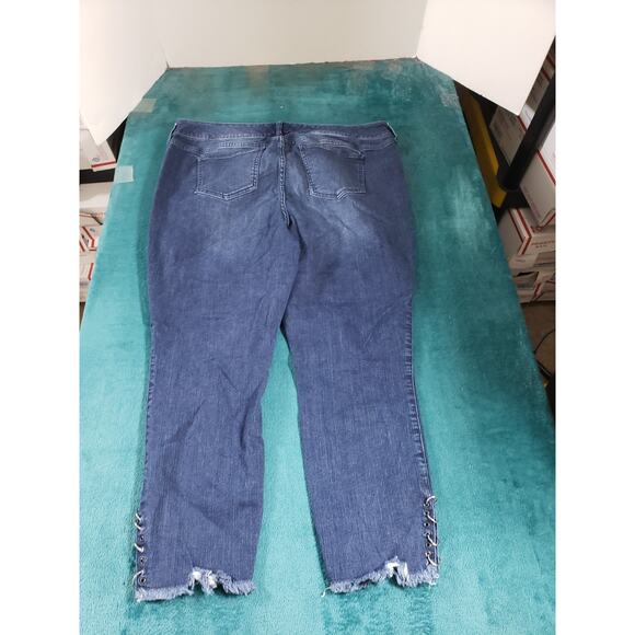 Torrid Jeans Size 16 Womens Blue Stretch Denim Plus Mid Rise Ankle Skinny - Picture 10 of 12